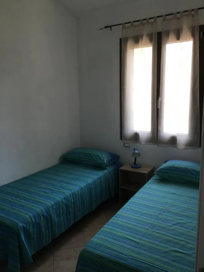 Appartamento Casa Vacanze Porto Pino Italia