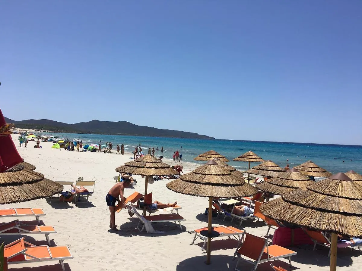 Casa Vacanze Porto Pino 0*,
